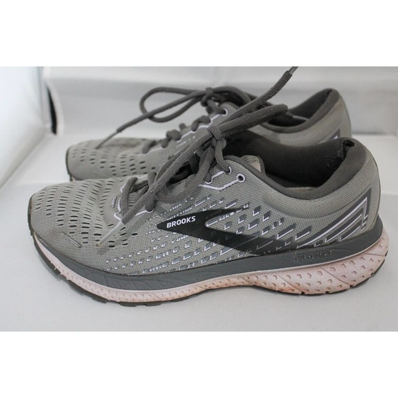 Brooks Women’s Ghost 13, Gray Running Shoes, Size 9 **photos - Picture 2 of 15